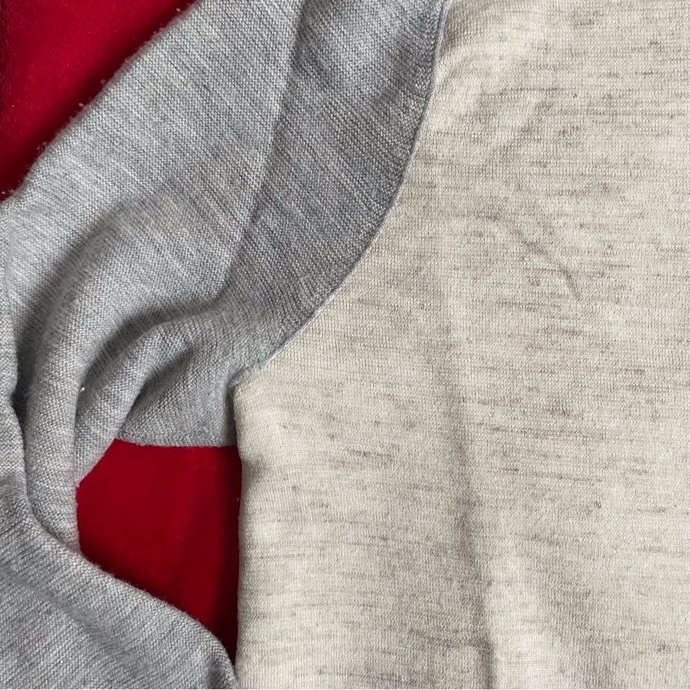Vince Men's heather white and Gray Crewneck Sweater - Picture 4 of 8